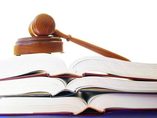 Отвечает юрист