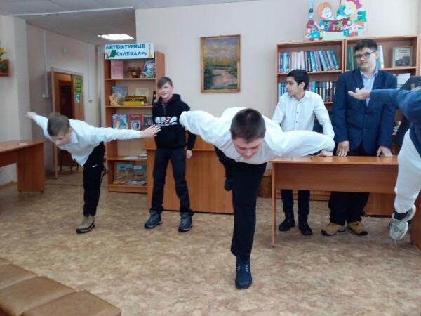 Аты-баты, шли солдаты!