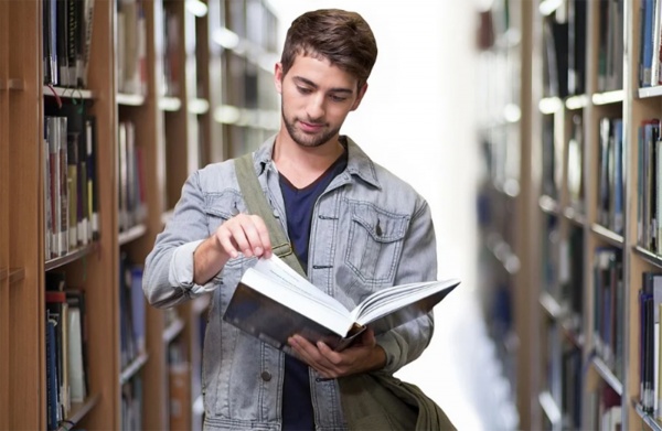 Сегодня Международный день переводчика