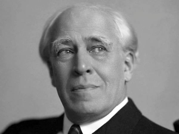 Старинный особняк по Леонтьевскому переулку: Дом-музей Константина Станиславского