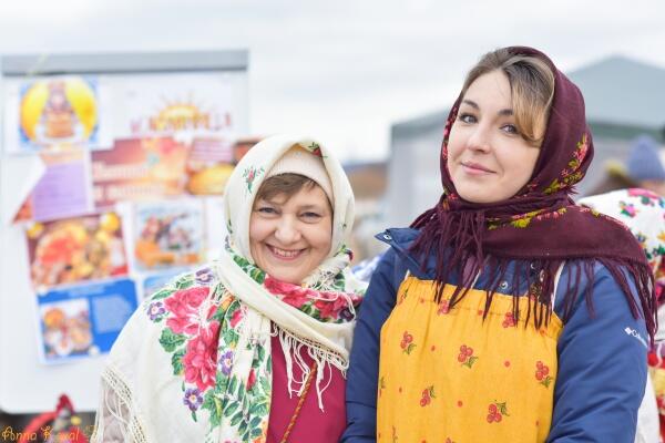 Миасс улыбается