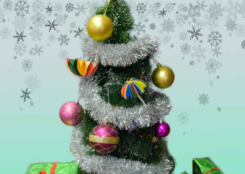 Новогодняя магия своими руками: создаем праздник из доступных материалов