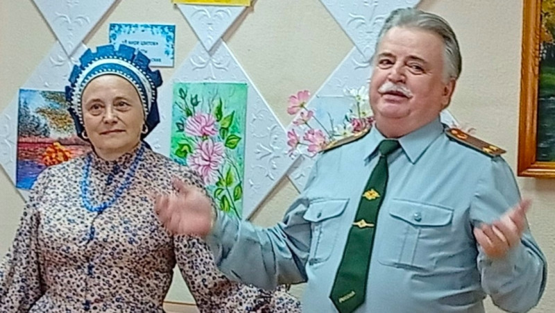 «…Ищу для песни новую строку…»